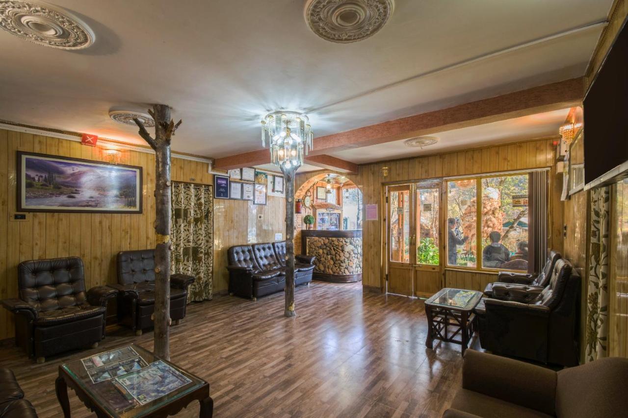 Oyo 5472 Bombay Palace Pahalgām Екстериор снимка