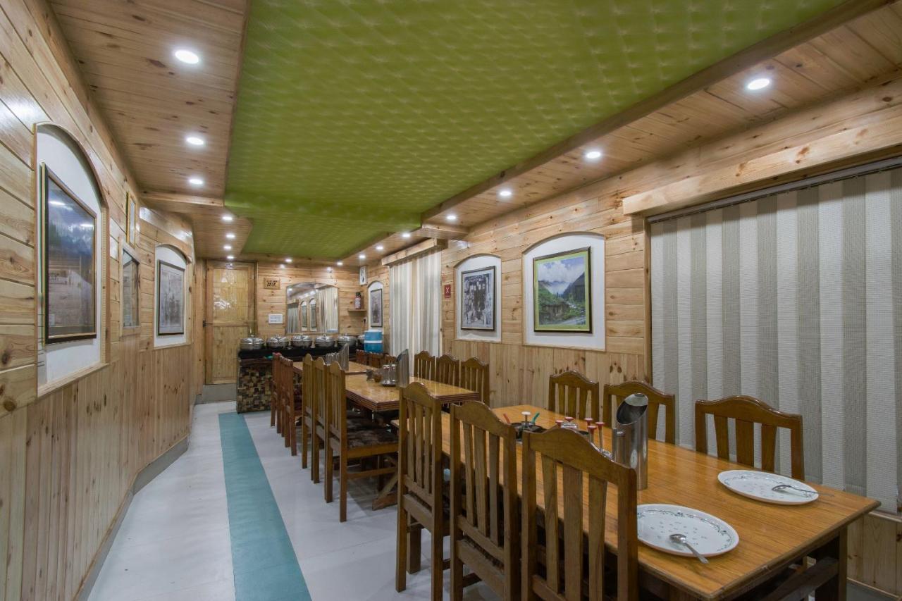 Oyo 5472 Bombay Palace Pahalgām Екстериор снимка